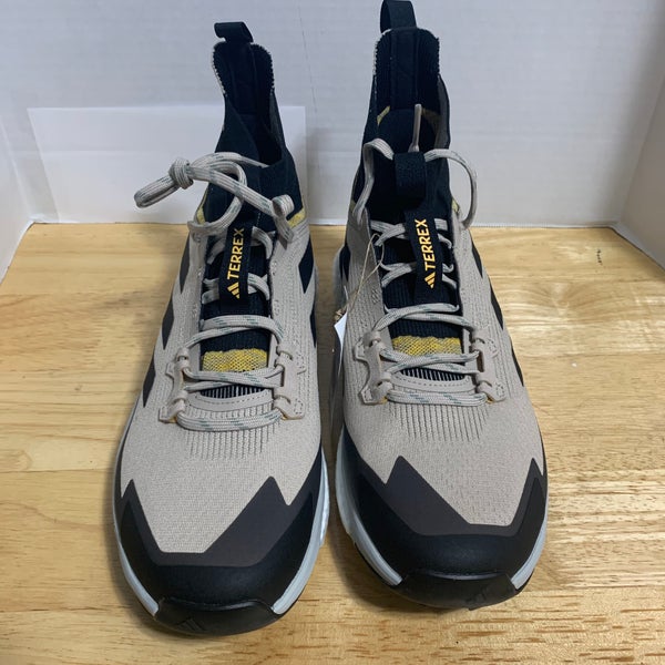 New Adidas Terrex Free Hiker 2.0 Hiking Shoes Beige Men’s Size 10 IE5117