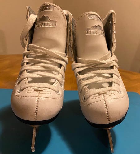 Used Lake Placid Junior 11 Figure Skates