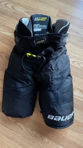 Used Intermediate Bauer  Supreme Ultrasonic Hockey Pants