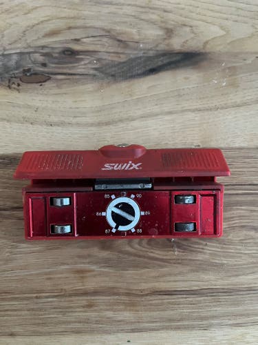 Swix  Side Edge File Guide w/ Rollers Adjustable Ski  Tuning Equipment