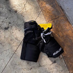 Used Intermediate Bauer  Supreme 3S Hockey Pants