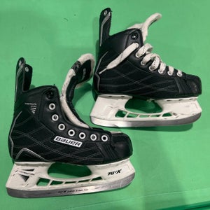 Bauer Nexus 200 Hockey Skates | Junior 3.0 | Regular
