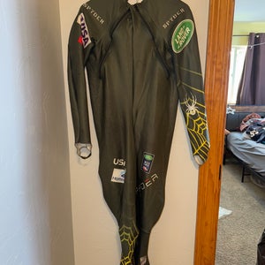 New 2022 World Cup Spyder US Ski Team Ski Suit Medium Non-Padded