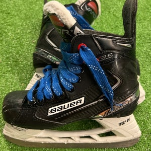 Bauer Vapor X3.5 Hockey Skates | Junior 2.0 | Regular