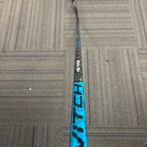 New Senior Bauer Right Handed P28 70 Flex Twitch Hockey Stick