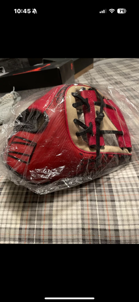 New Infield Right Hand Throw Rawlings REV1X Baseball Glove 11.5"
