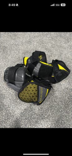 Used Senior Bauer  Supreme 1S Elbow Pads
