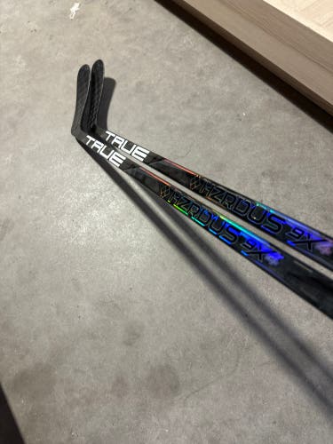 2 PACK NCAA P92 75 Flex New Senior True Right Handed Pro Stock Hzrdus 9x4 Hockey Stick