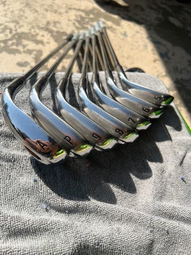 LH Callaway Rogue X Iron Set