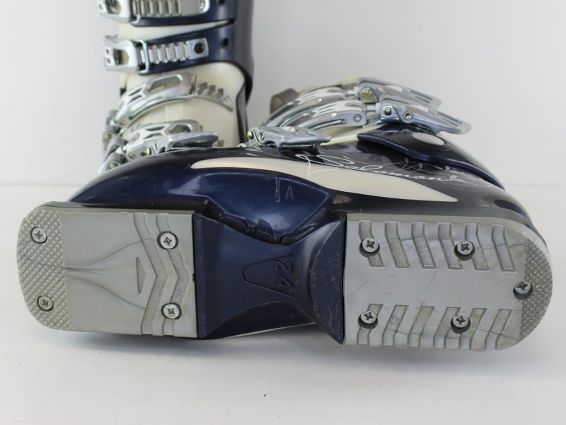Women's Used Salomon Divine 5 Downhill Ski Boots (288 MM / 24 Mondo)