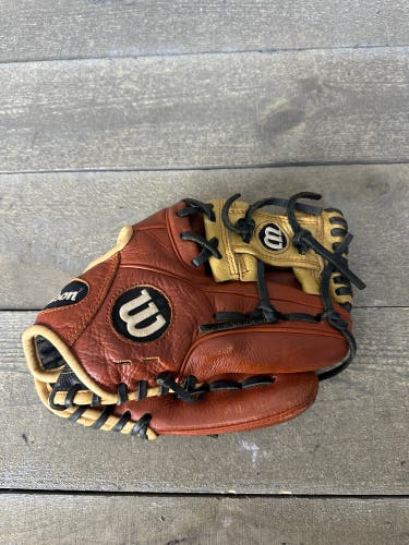 Wilson 11” A550 Series Youth Baseball Glove RHT A05RB20011