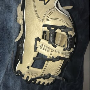 New Right Hand Throw 11.5" Highlight Pro Baseball Glove