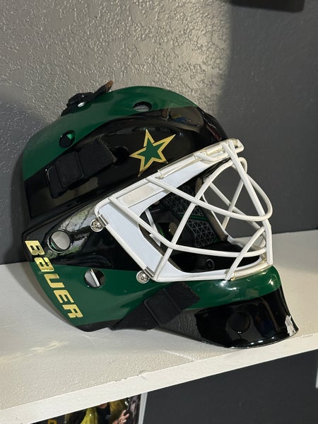Used Senior Bauer NME8 Fit 2 Goalie Mask