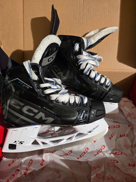 Used 2024 CCM Hockey Skates Regular Width