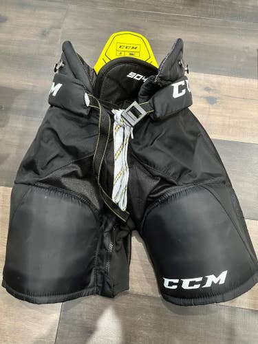 Like New Junior CCM Tacks 9040 Hockey Pants Size Small