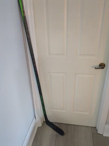 Used Senior Bauer Supreme Ignite Pro+ Left Hand Hockey Stick P28M