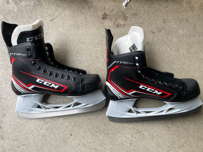 CCM FT340 Skates