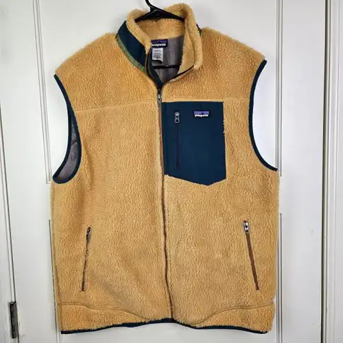 Bundle for @Seano2013 Lululemon and Patagonia