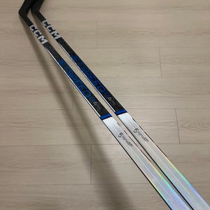 (2-pack) New Pro Stock RH CCM Jetspeed FT6 Pro P90M 100 Flex