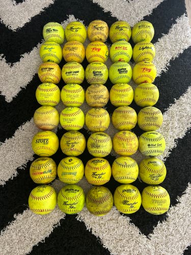 Slowpitch Softballs Mens 12” (42)