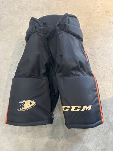 NHL Anaheim Ducks Large +1 New Senior CCM Pro Stock HP70 Hockey Pants