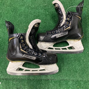 Used Senior Bauer Supreme 2S Hockey Skates Regular Width 7.5