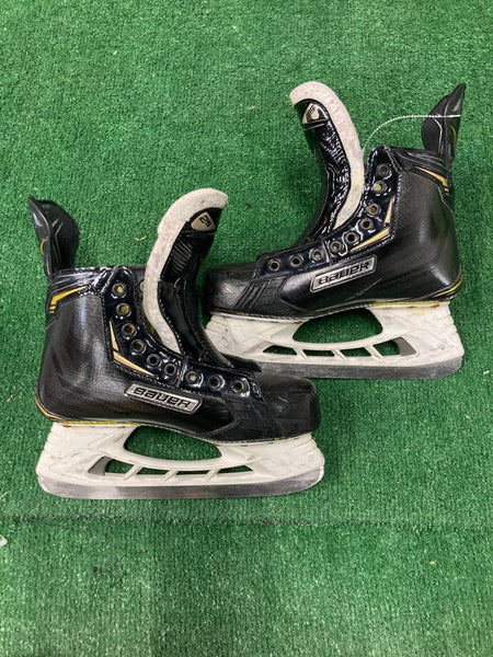 Used Senior Bauer Supreme 2S Hockey Skates Regular Width 7.5