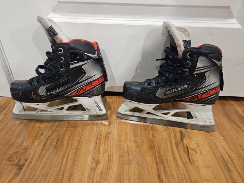 Used Bauer Vapor X2.7 Hockey Goalie Skates Regular Width Size 2