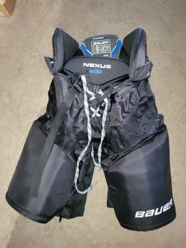 New Senior Bauer Nexus 600 Hockey Pants