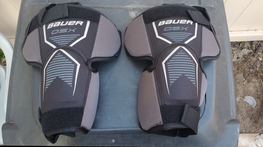 New Bauer GSX senior Knee Pads
