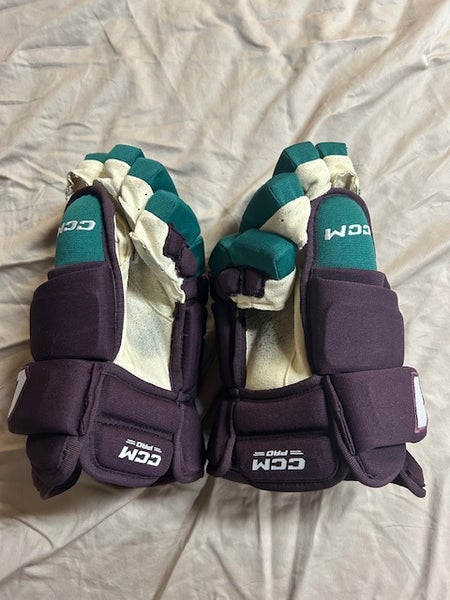 NHL Pro Stock Anaheim Mighty Ducks 30th Anniversary CCM HG97 Eggplant Teal Purple Hockey Gloves 13”