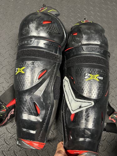 Used Senior Bauer 14"  Vapor 2X Pro Shin Pads