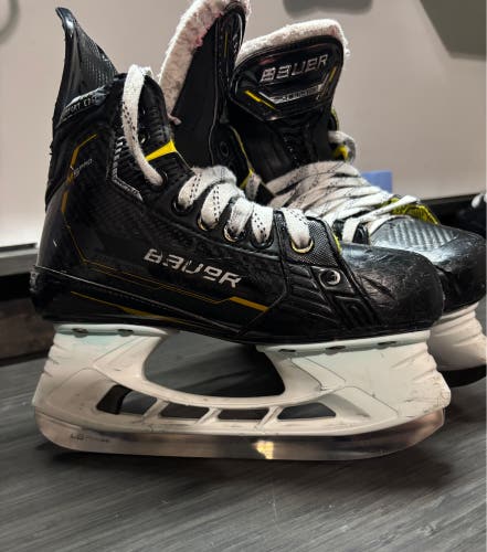 Bauer Size 2.5 Supreme M5 Pro Hockey Skates