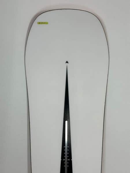 2321 Burton Custom Flying V Mens Snowboard 162 WIDE 2024