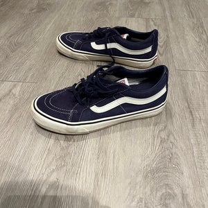 New Men’s Purple Vans