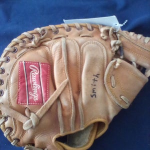 Used Rawlings Right Hand Throw Catcher's RCM40 Baseball Glove 32"