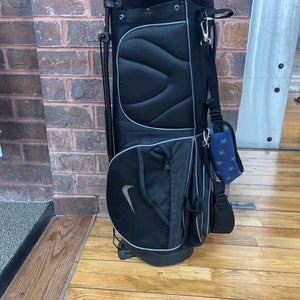 Used Men's Nike Slingshot Golf Bag