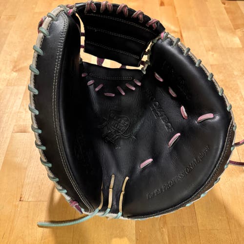 Rawlings Heart of the Hide Baseball Glove 34"