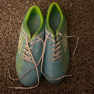 Green Used Size M 9.0 (W 10.0) Umbro Molded Cleats Cleats