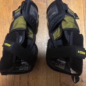 Used Intermediate Bauer  Supreme Mach Elbow Pads