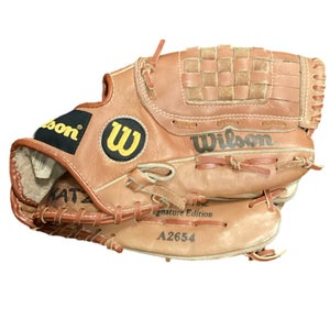 Used Wilson Right Hand Throw Pitcher's A2654 Baseball Glove 11.5"
