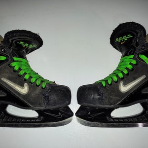 Used Senior Nike Air Pursuit Hockey Skates Regular Size 7 RARE