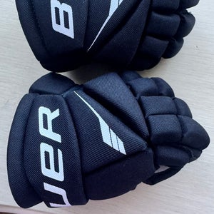 Used  Bauer 8" Gloves