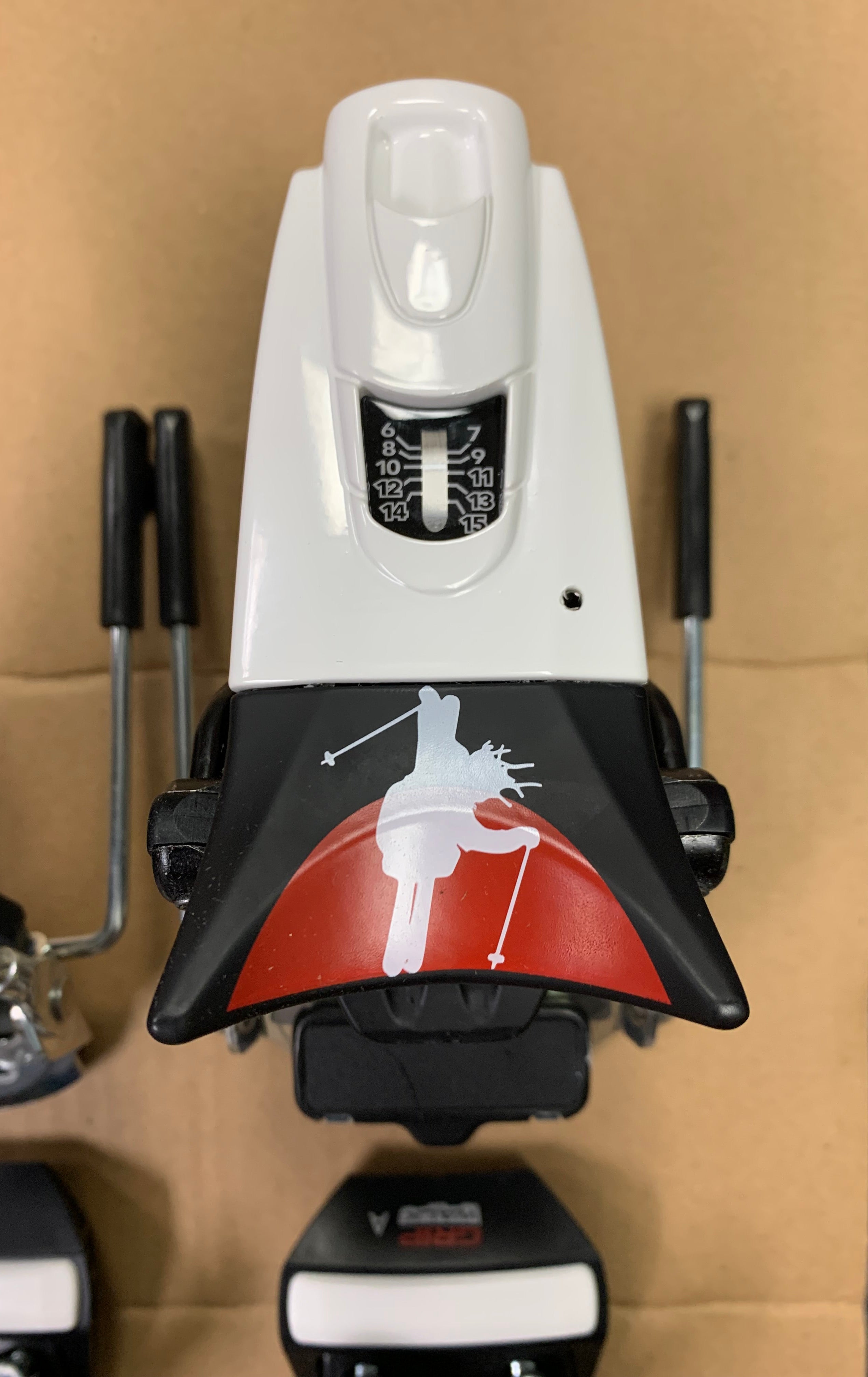 New Look PIVOT 15 GW B95 H HARLAUT Ski Bindings | SidelineSwap