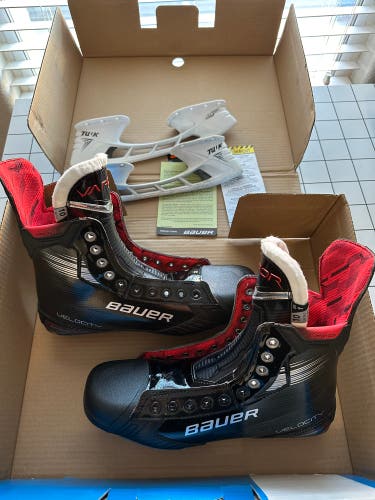 Bauer Vapor XVelocity 10 Fit 1 Hockey Skates
