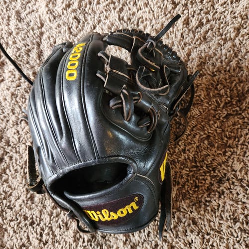 Wilson Right Hand Throw A2000 DP15 PRO STOCK Baseball Glove 11.5" Nice Glove, Game Ready