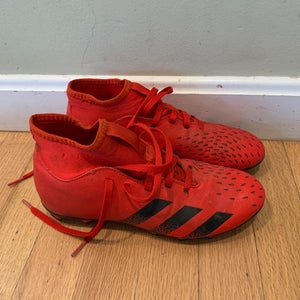 Red Adidas Predator Cleats Size 4.5