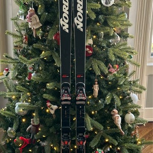 Unisex 2022 Racing With Bindings Max Din 16 Dobermann GS WC Skis
