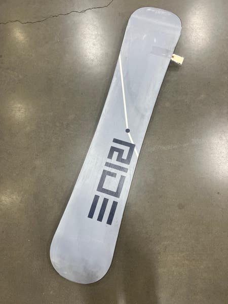 156cm Ride Cue Series Snowboard Without Bindings (Used