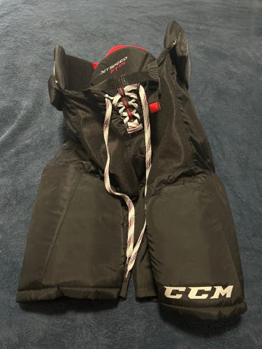 Senior Large ccm ft370 breezers